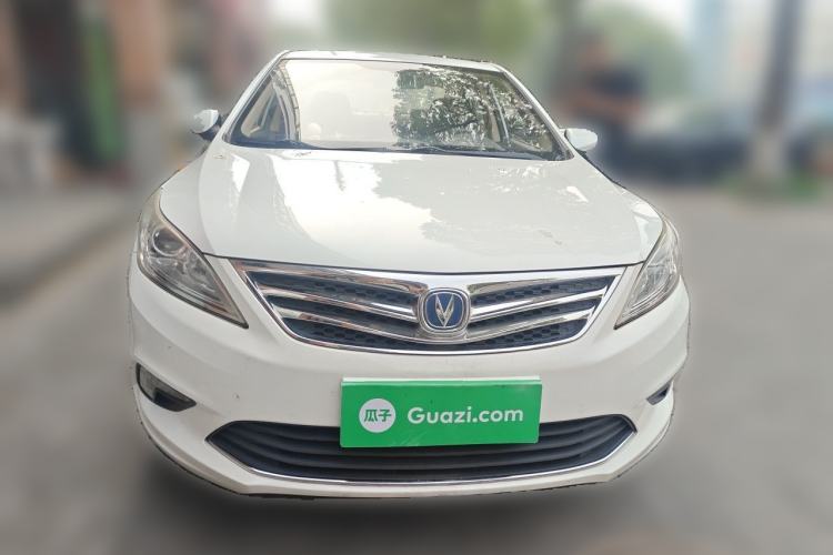 Used CHANGAN Eado 2015 1.6L Manual Luxury Model China IV Standard Front
