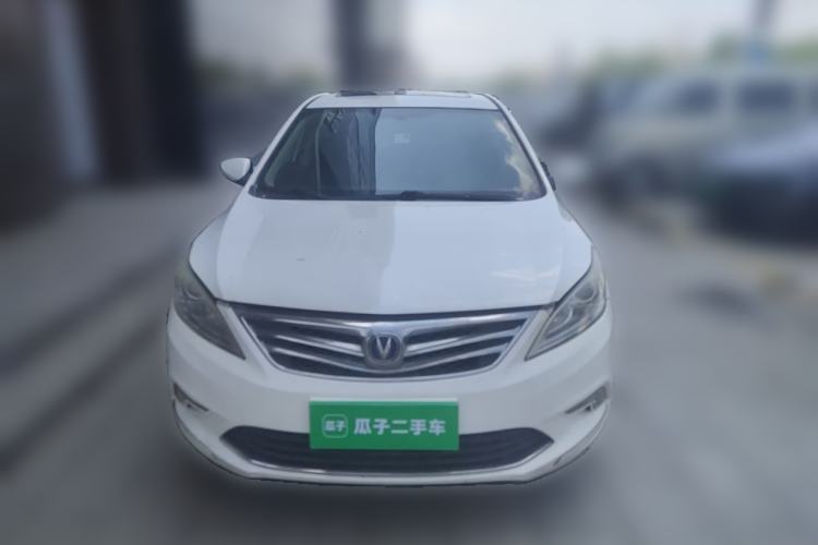 Used CHANGAN Eado 2015 1.6L Manual Luxury Model China IV Standard Front