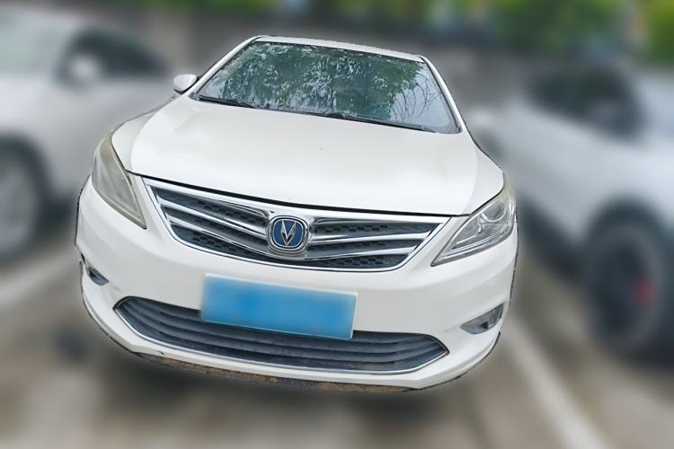 Used CHANGAN Eado 2015 1.6L Manual Luxury Model China IV Standard Front