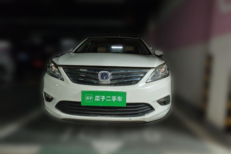 Used CHANGAN Eado 2015 1.6L Manual Luxury Model China IV Standard Front