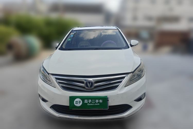 Used CHANGAN Eado 2015 1.6L Manual Luxury Model China IV Standard Front
