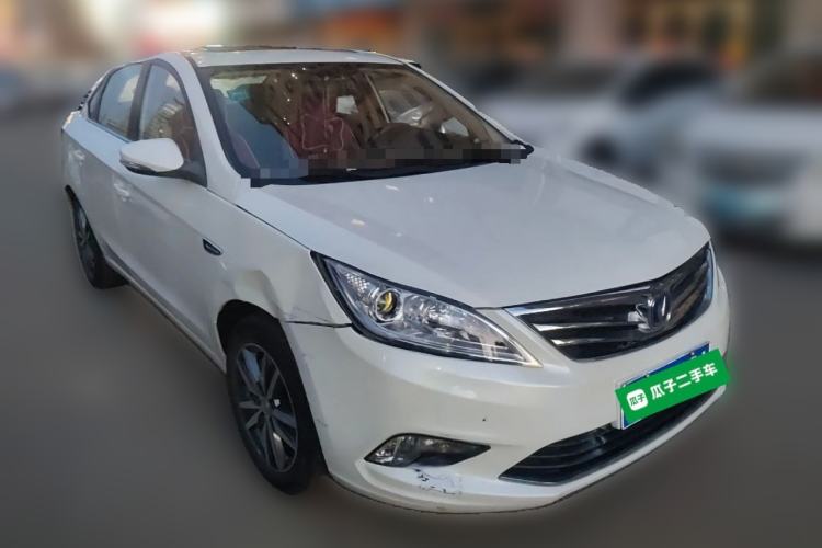 Used CHANGAN Eado 2015 1.6L Manual Luxury Model China IV Standard Front Right 45 Deg