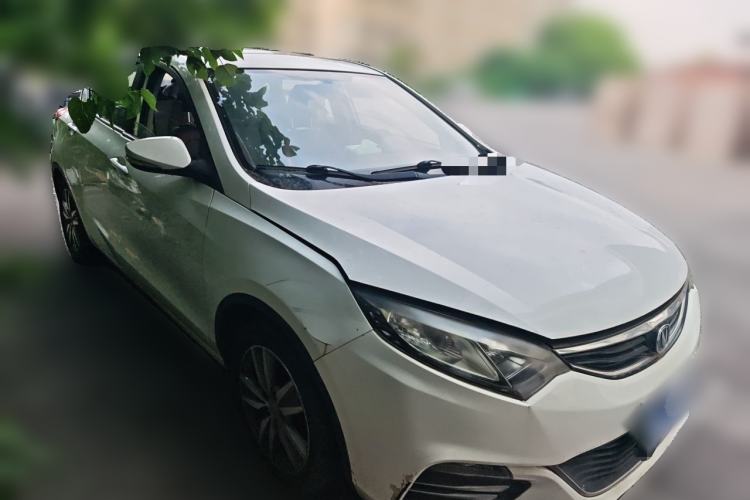 Used CHANGAN Eado  Front Right 45 Deg