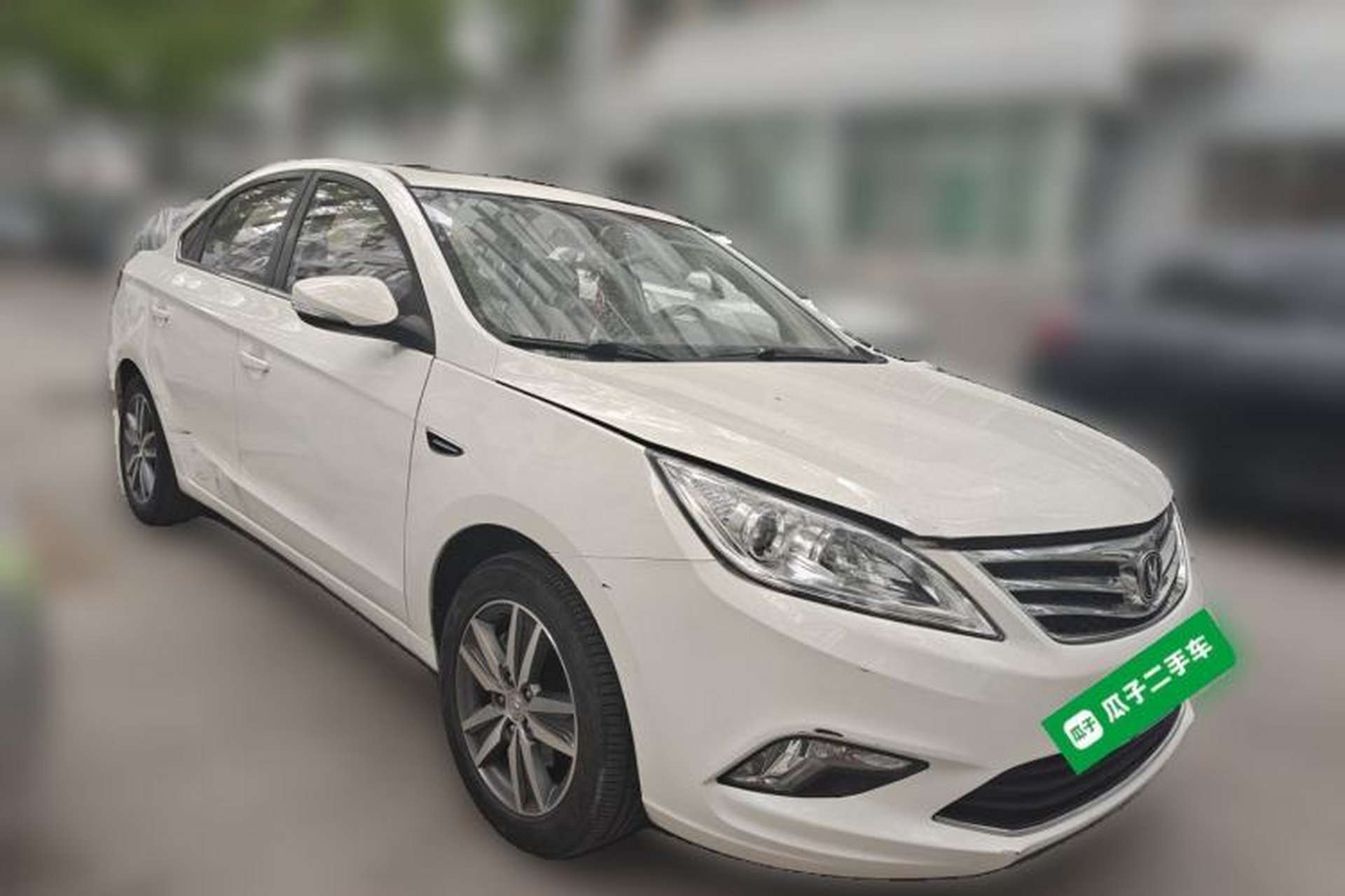 Used CHANGAN Eado 2015 1.6L Manual Luxury Model China IV Standard Front Right 45 Deg