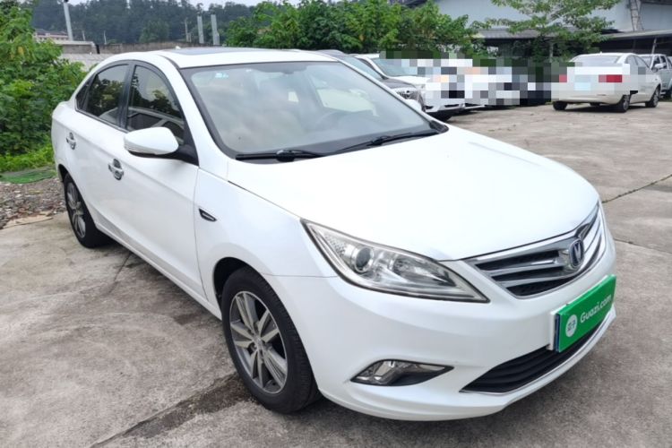 Used CHANGAN Eado 2015 1.6L Manual Luxury Model China V Standard Front Right 45 Deg