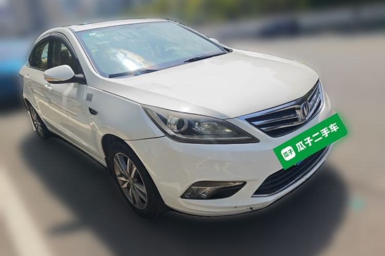 Used CHANGAN Eado 2015 1.6L Manual Luxury Model China V Standard Front Right 45 Deg