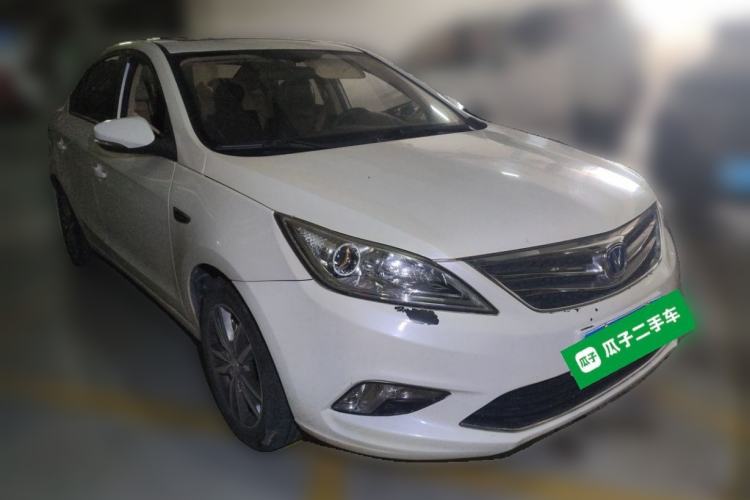 Used CHANGAN Eado 2015 1.6L Manual Luxury Model China IV Standard Front Right 45 Deg
