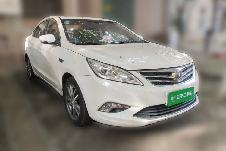 Used CHANGAN Eado 2015 1.6L Manual Luxury Model China IV Standard Front Right 45 Deg