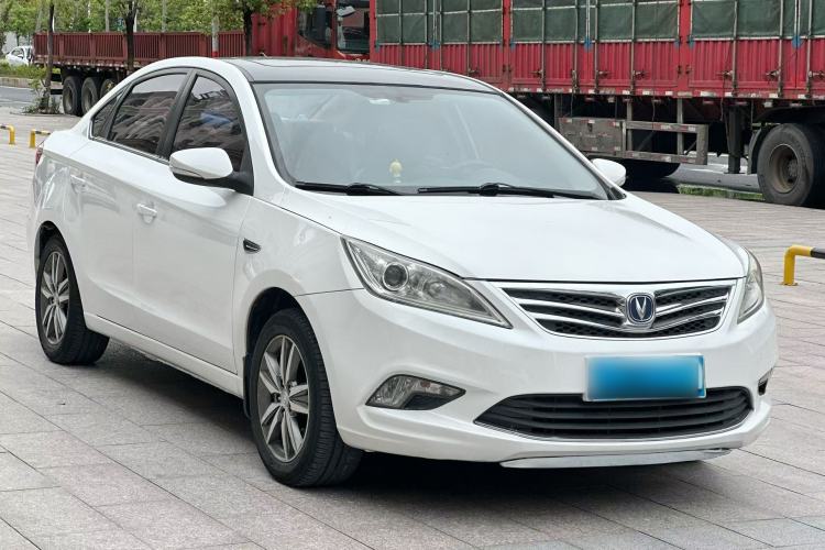 Used CHANGAN Eado 2015 1.6L Automatic Luxury Model Front Right 45 Deg