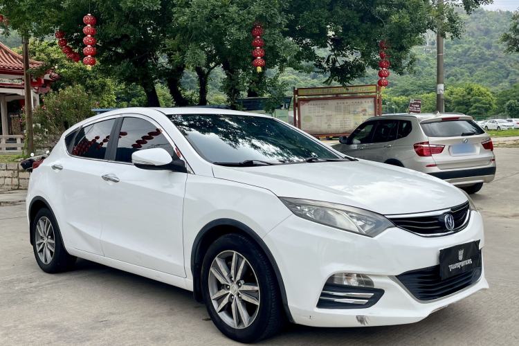 Used CHANGAN Eado 2015 1.6L Manual Junku Model China V Standard Front Right 45 Deg