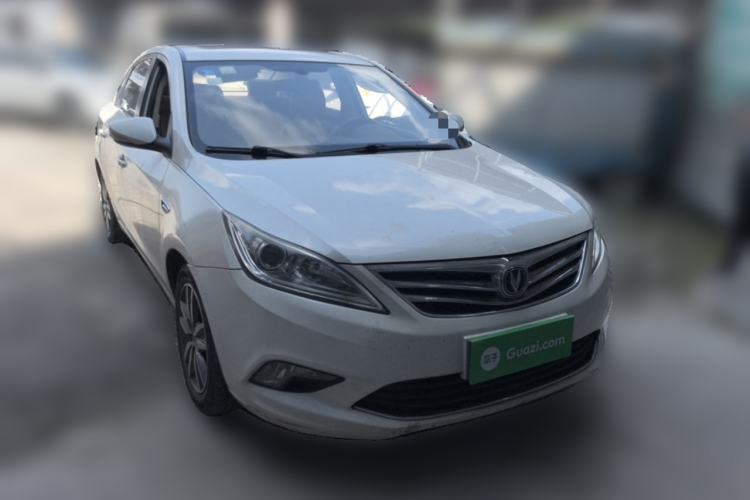 Used CHANGAN Eado 2015 1.6L Manual Luxury Model China IV Standard Front Right 45 Deg