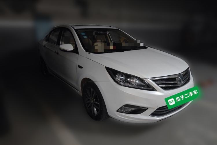 Used CHANGAN Eado 2015 1.6L Manual Luxury Model China IV Standard Front Right 45 Deg