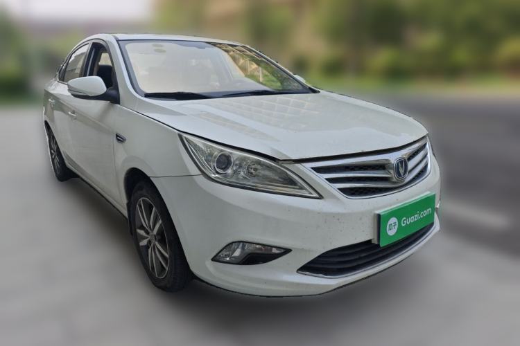 Used CHANGAN Eado 2015 1.6L Manual Luxury Model China V Standard Front Right 45 Deg