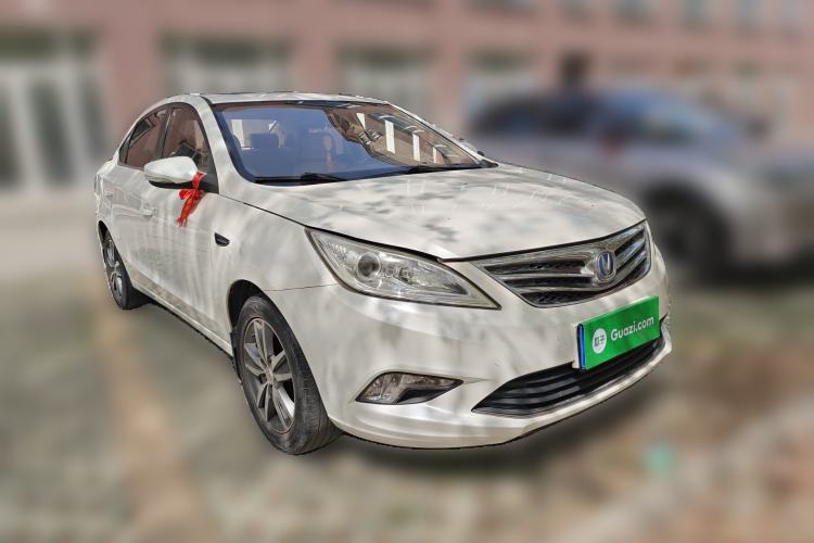 Used CHANGAN Eado 2015 1.6L Manual Luxury Model China IV Standard Front Right 45 Deg