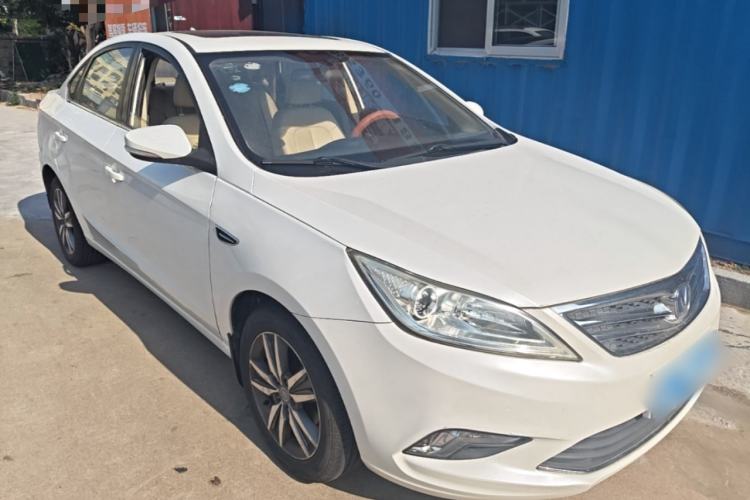 Used CHANGAN Eado 2015 1.6L Automatic Luxury Model Front Right 45 Deg