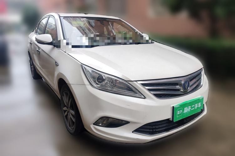 Used CHANGAN Eado 2015 1.6L Manual Luxury Model China IV Standard Front Right 45 Deg