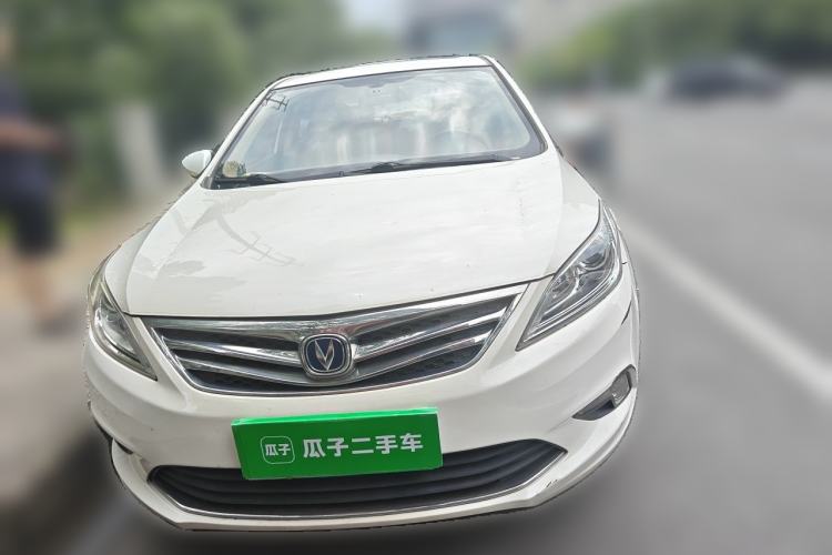 Used CHANGAN Eado 2015 1.6L Manual Luxury Model China IV Standard Front
