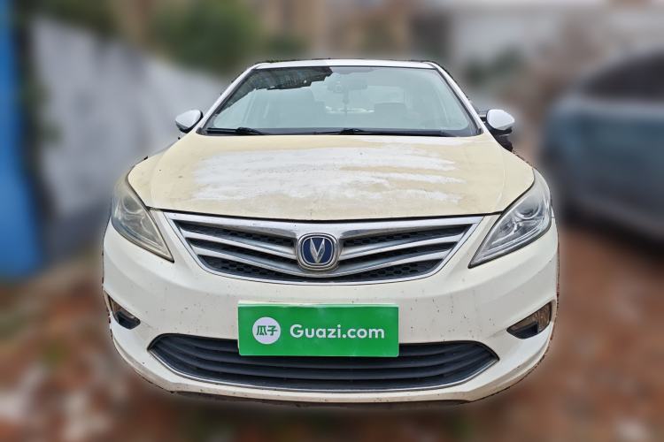 Used CHANGAN Eado 2015 1.6L Manual Luxury Model China IV Standard Front