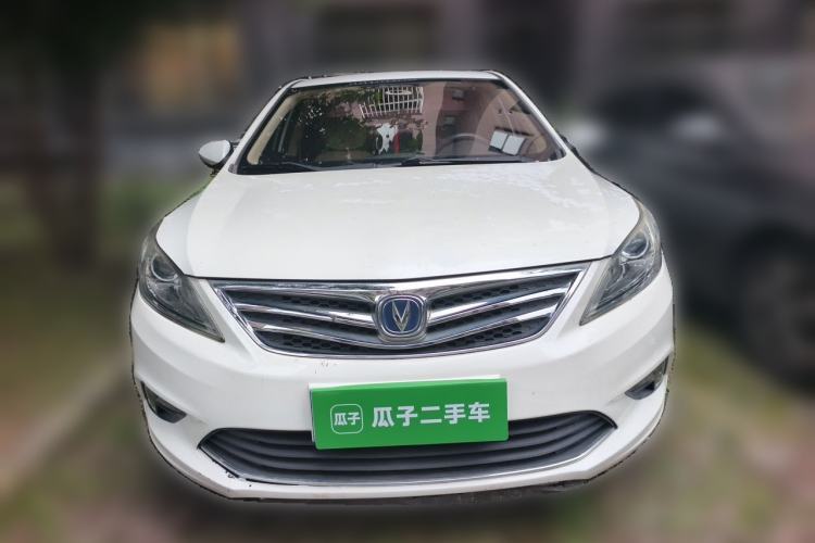 Used CHANGAN Eado 2015 1.6L Manual Luxury Model China IV Standard Front