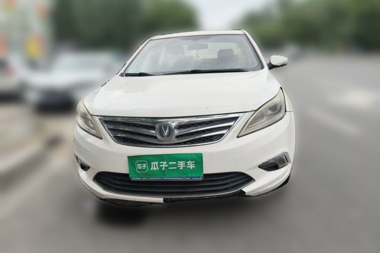 Used CHANGAN Eado 2015 1.6L Manual Luxury Model China IV Standard Front