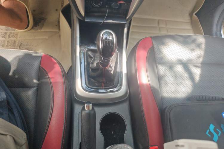Used CHANGAN Eado 2015 1.6L Manual Junku Model China IV Standard Gear Lever