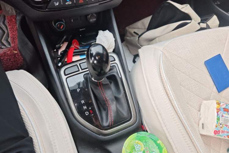 Used CHANGAN Eado 2015 1.6L Automatic Junku Model China V Standard Gear Lever