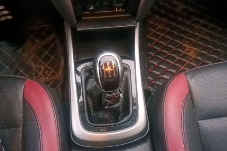Used CHANGAN Eado 2015 1.6L Manual Junku Model China IV Standard Gear Lever