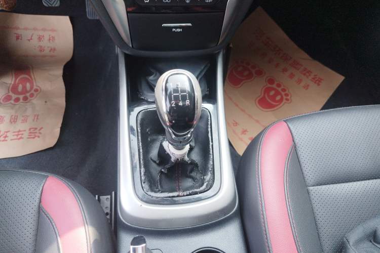 Used CHANGAN Eado 2015 1.6L Manual Junku Model China V Standard Gear Lever