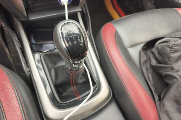 Used CHANGAN Eado 2015 1.6L Manual Junku Model China IV Standard Gear Lever