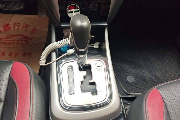 Used CHANGAN Eado 2015 1.6L Automatic Junku Model China V Standard Gear Lever