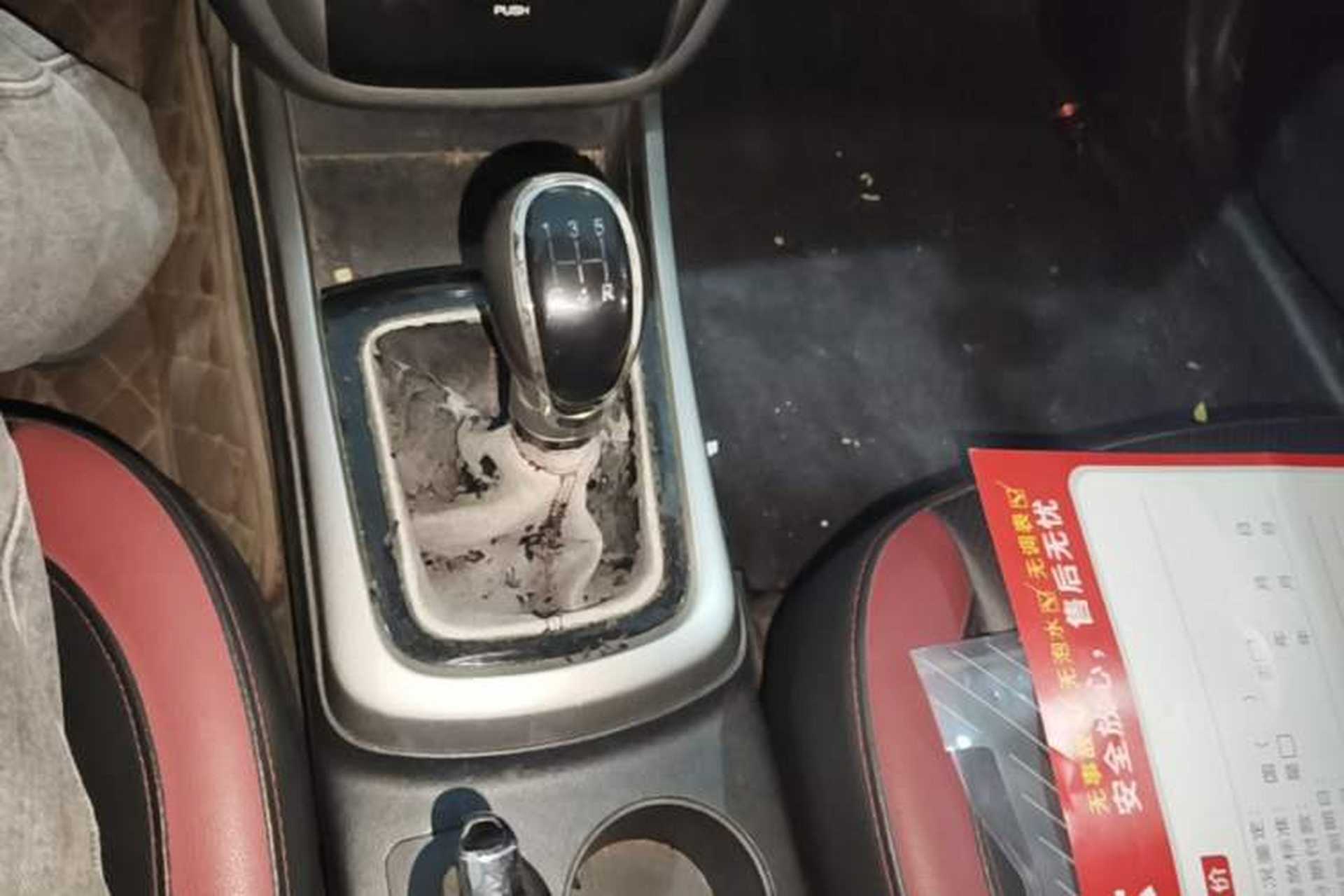 Used CHANGAN Eado 2015 1.6L Manual ZhiKu Model China IV Standard Gear Lever