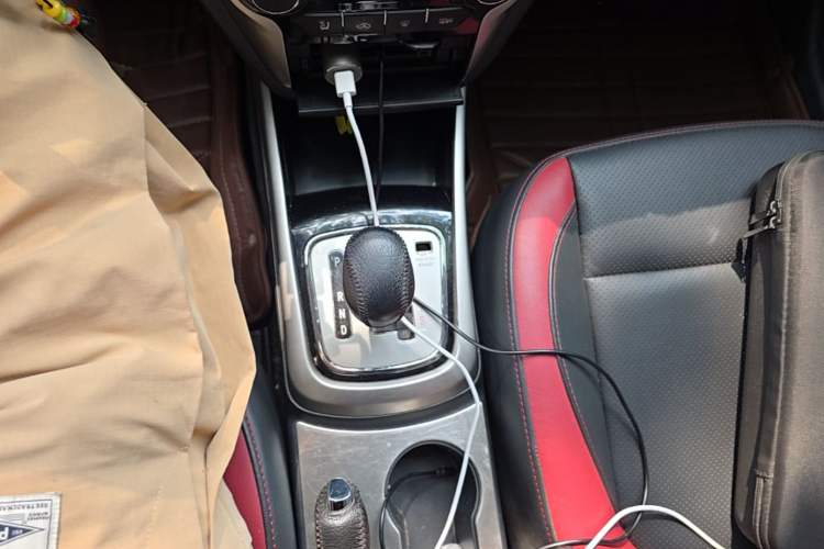 Used CHANGAN Eado 2015 1.6L Automatic Junku Model China V Standard Gear Lever