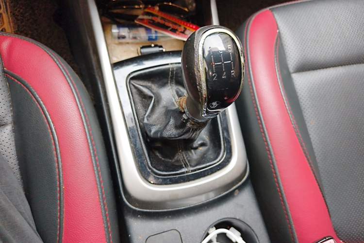 Used CHANGAN Eado 2015 1.6L Manual Junku Model China IV Standard Gear Lever
