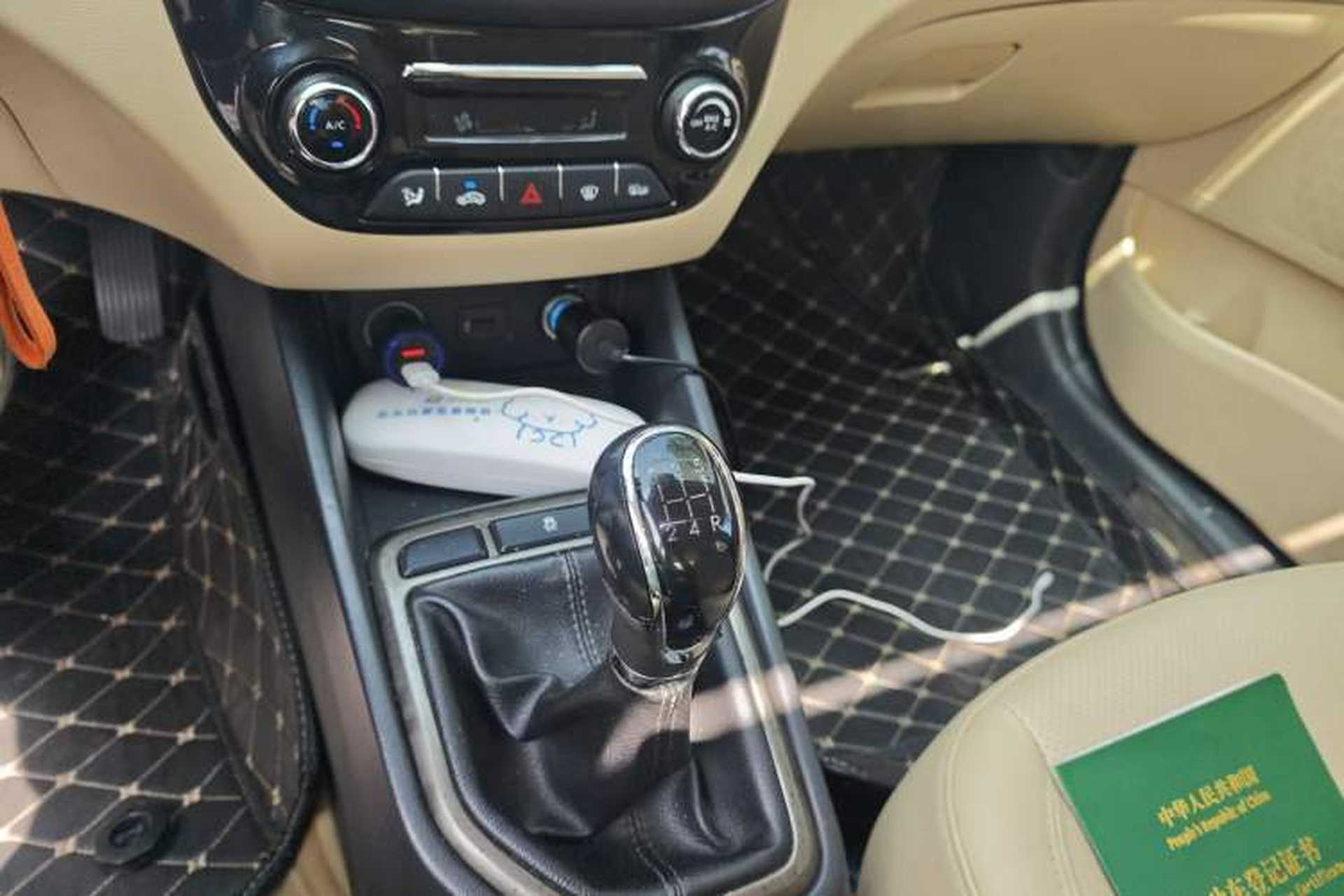 Used CHANGAN Eado 2015 1.6L Manual Luxury Model China V Standard Gear Lever