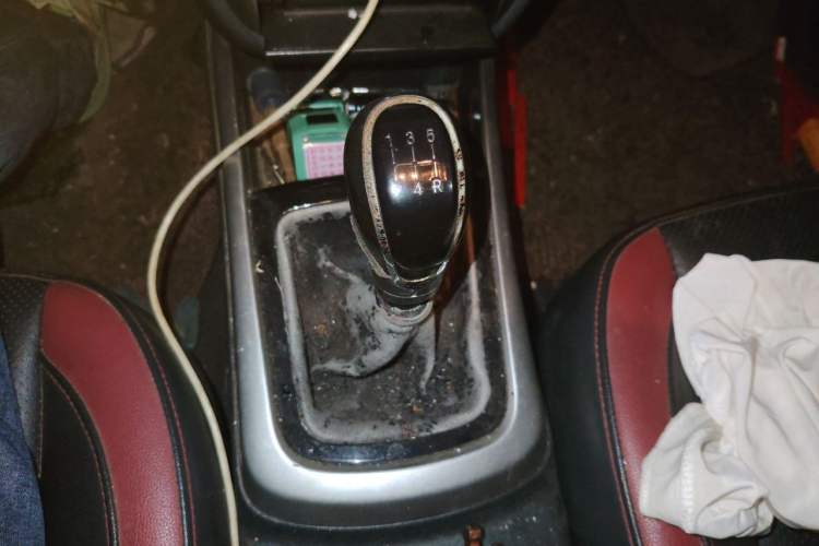 Used CHANGAN Eado 2015 1.6L Manual Junku Model China IV Standard Gear Lever