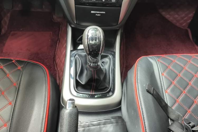 Used CHANGAN Eado 2015 1.6L Manual Junku Model China V Standard Gear Lever