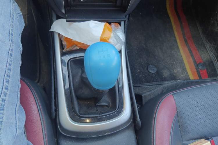 Used CHANGAN Eado 2015 1.6L Manual Junku Model China V Standard Gear Lever