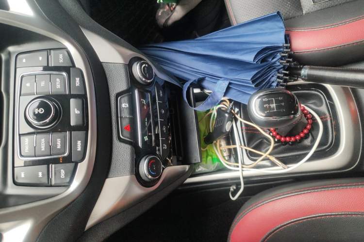 Used CHANGAN Eado 2015 1.6L Manual Junku Model China IV Standard Gear Lever