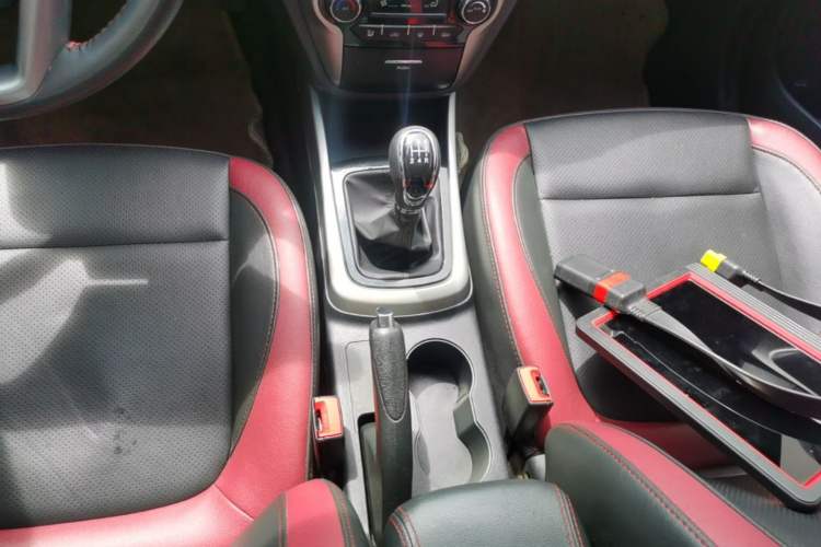 Used CHANGAN Eado 2015 1.6L Manual Junku Model China IV Standard Gear Lever