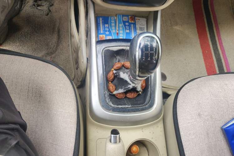 Used CHANGAN Eado 2015 1.6L Manual Flagship Model Gear Lever
