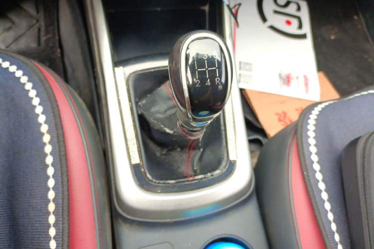 Used CHANGAN Eado 2015 1.6L Manual Junku Model China V Standard Gear Lever