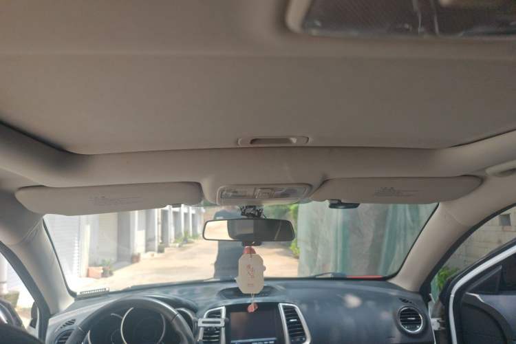 Used CHANGAN Eado 2015 1.6L Manual Junku Model China IV Standard Headliner