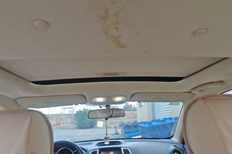 Used CHANGAN Eado 2015 1.6L Manual Luxury Model China IV Standard Headliner