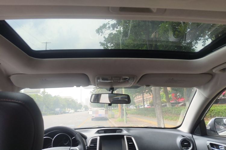 Used CHANGAN Eado 2015 1.6L Automatic Junku Model China IV Standard Headliner