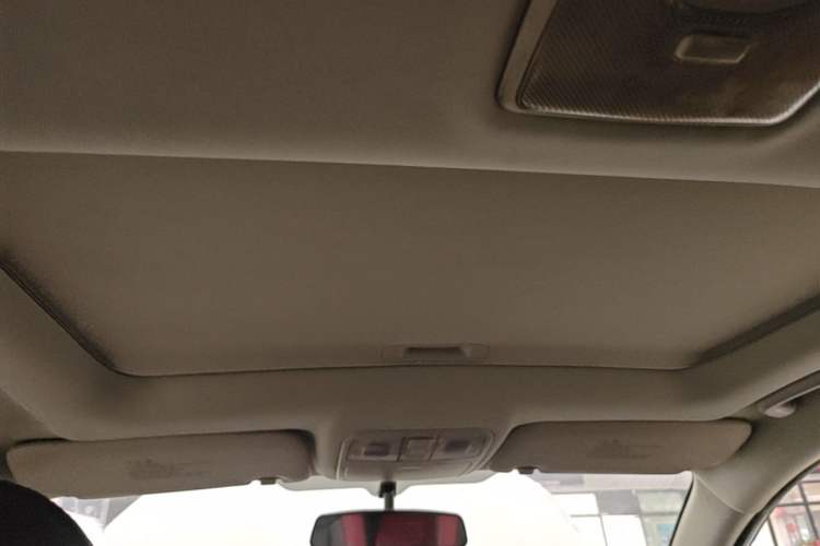 Used CHANGAN Eado 2015 1.6L Automatic Junku Model China IV Standard Headliner