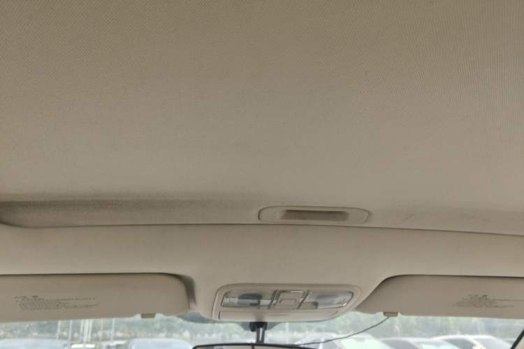 Used CHANGAN Eado 2015 1.6L Manual Luxury Model China IV Standard Headliner