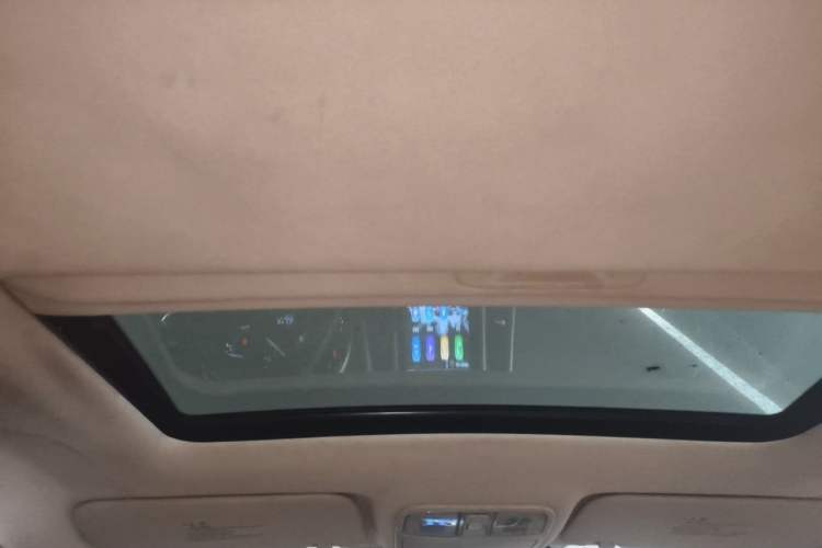 Used CHANGAN Eado 2015 1.6L Automatic Luxury Model Headliner