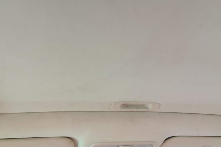 Used CHANGAN Eado 2015 1.6L Manual Luxury Model China IV Standard Headliner