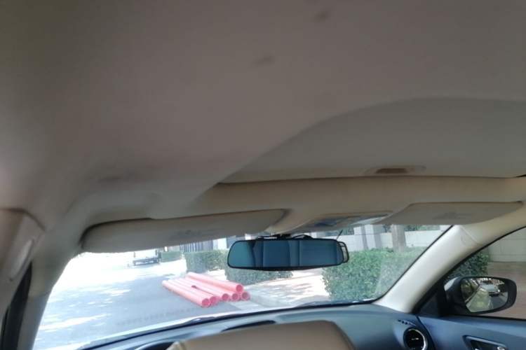 Used CHANGAN Eado 2015 1.6L Automatic Luxury Model Headliner
