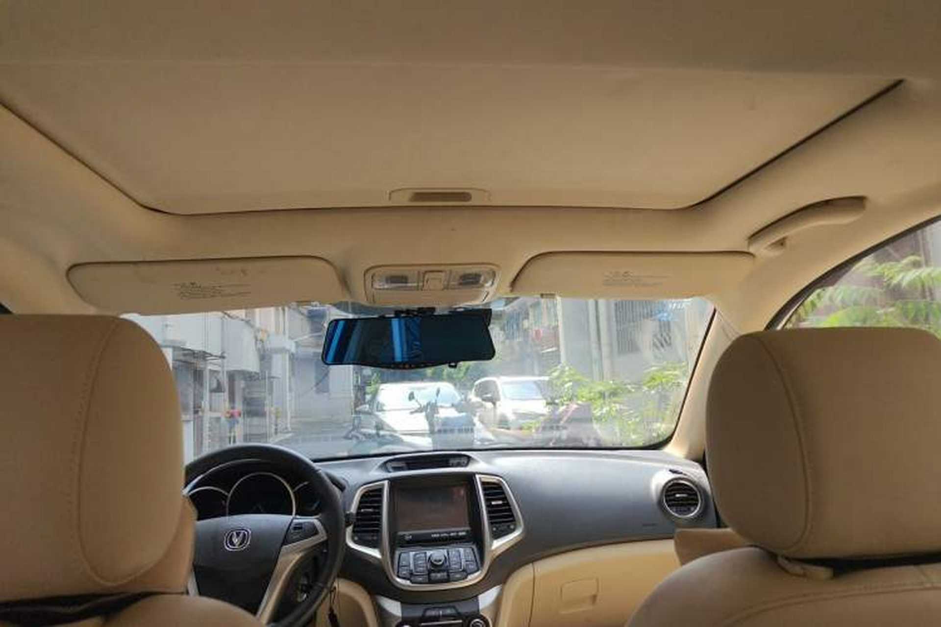 Used CHANGAN Eado 2015 1.6L Automatic Luxury Model Headliner